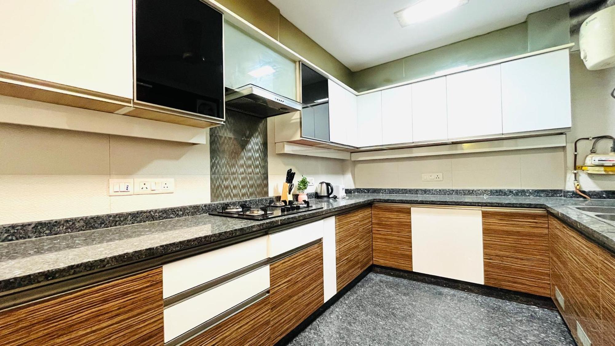 Olive Serviced Apartments - Defence Colony Nova Deli Quarto foto