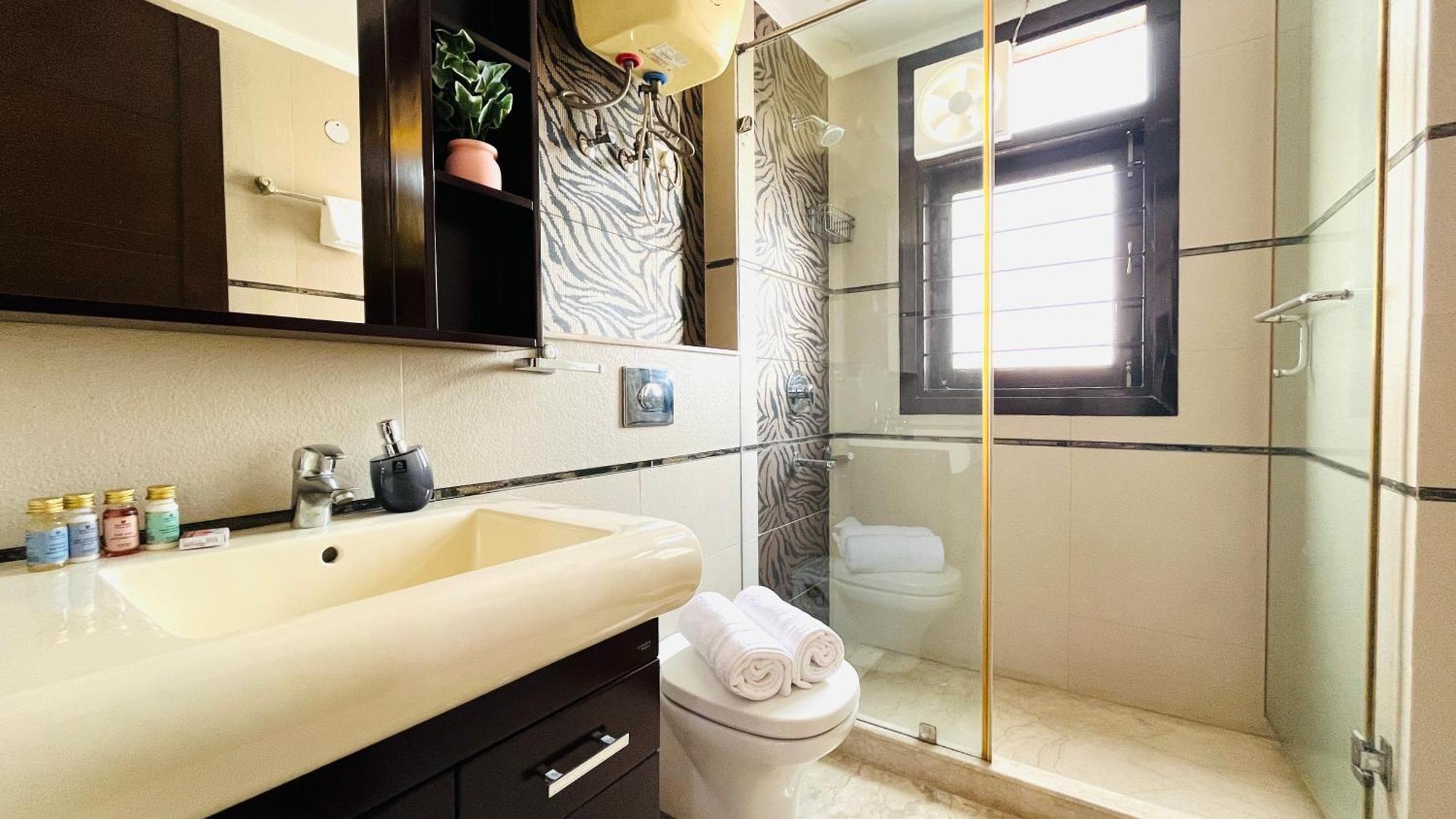Olive Serviced Apartments - Defence Colony Nova Deli Quarto foto
